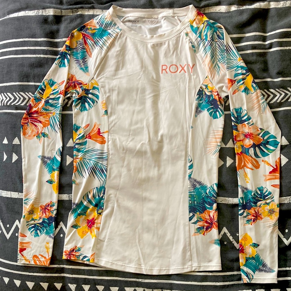 New Roxy Long Sleeve Rash Guard Swim Surf